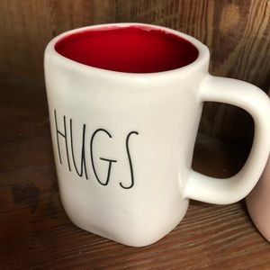 Rae Dunn Hugs/Kisses double sided mug
